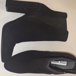 Steve Madden suede boots